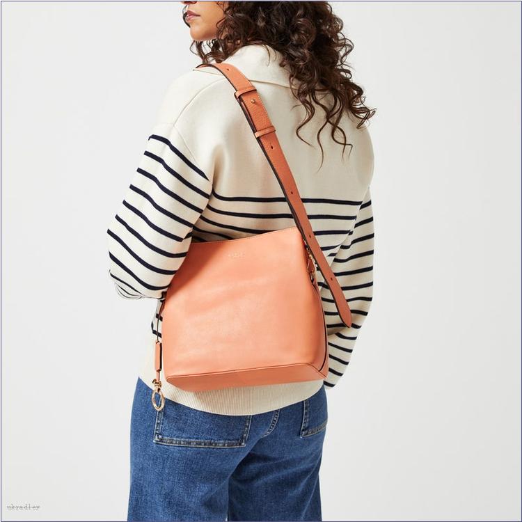  BAGRadleyUK Dukes Place, Medium Compartment Crossbody