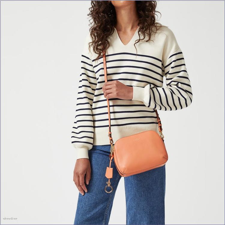  BAGRadleyUK Dukes Place, Medium Ziptop Crossbody