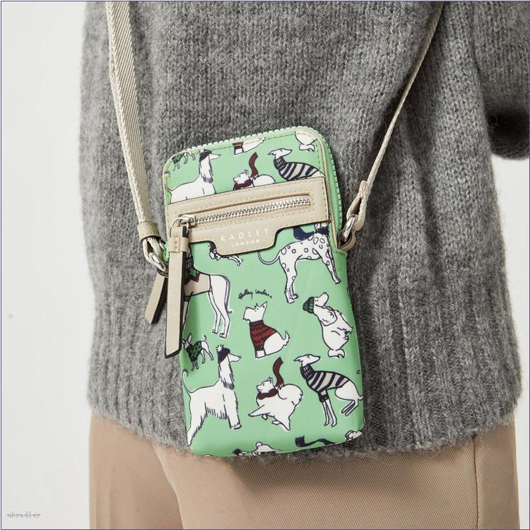  BAGRadleyUK Off On An Adventure, Medium Zip Around Phone Crossbody