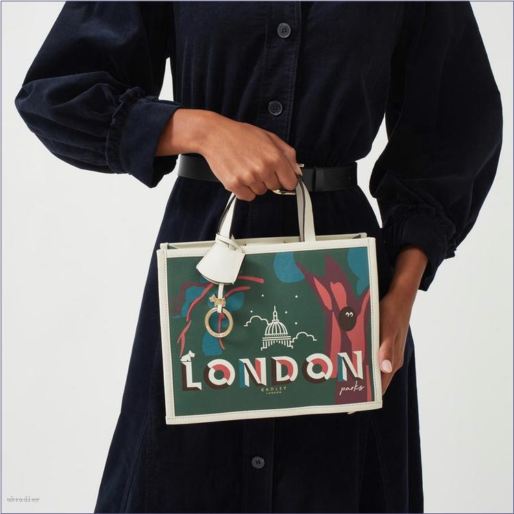  BAGRadleyUK Our Favourite London, Small?Grab