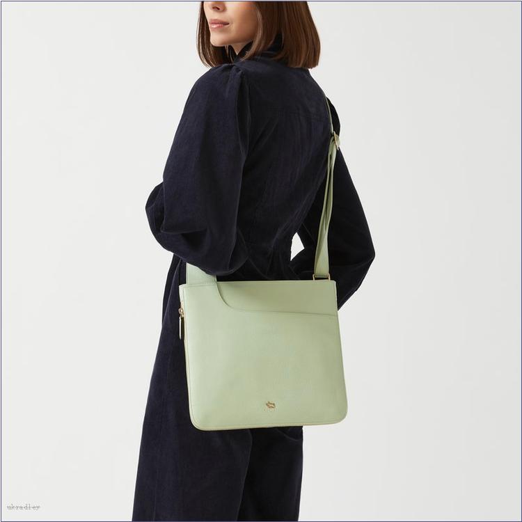  BAGRadleyUK Pockets, Large Zip Around Cross Body Bag